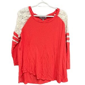 Absolutely Famous Women's 1X Red Lace Sleeve 3/4 Sleeve T-Shirt‎ Top